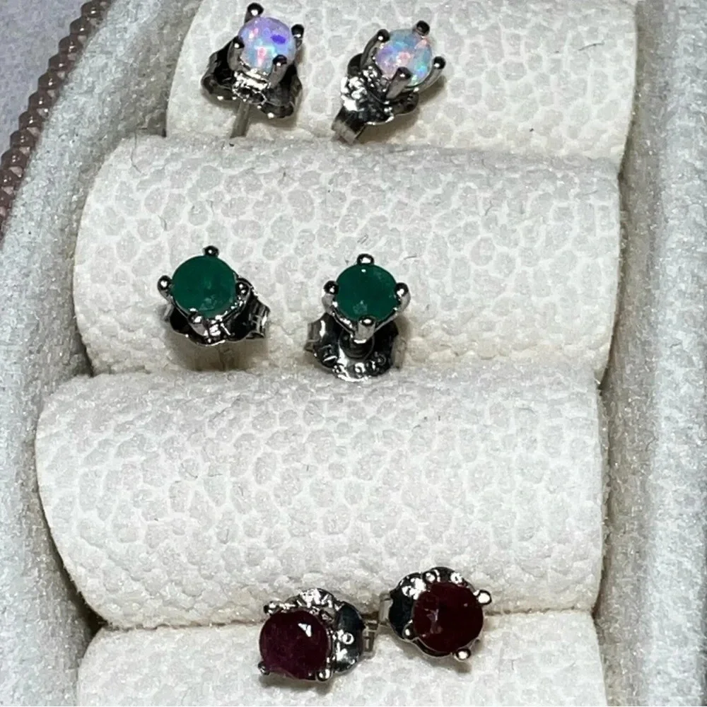 3 Pack of Small Stud Earrings